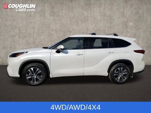 Used 2022 Toyota Highlander XLE image 5