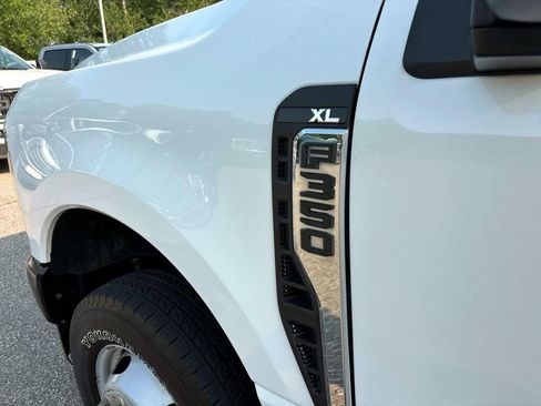 Used 2023 Ford F350 XL AWD/4WD image 8