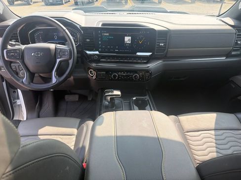 Certified 2025 Chevrolet Silverado 1500 ZR2 w/ Technology Package AWD/4WD image 32