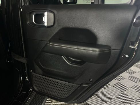 Used 2023 Jeep Wrangler Unlimited Sahara w/ Cold Weather Group image 28