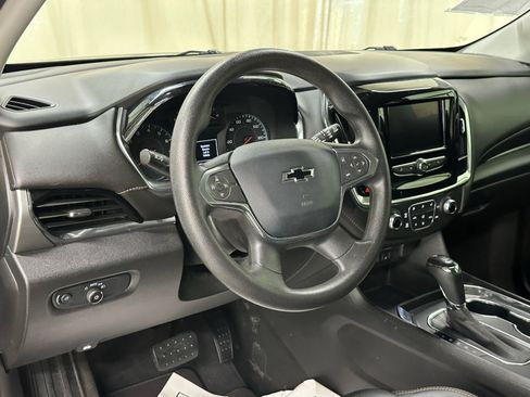 Used 2020 Chevrolet Traverse LS w/ LPO, Floor Liner Package FWD image 25