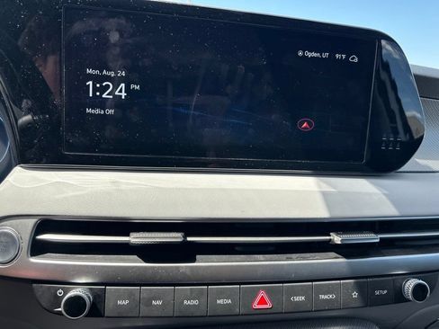 Used 2024 Hyundai Palisade SEL AWD/4WD image 17