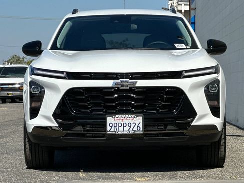 Certified 2025 Chevrolet Trax ACTIV w/ Driver Confidence Package FWD image 9
