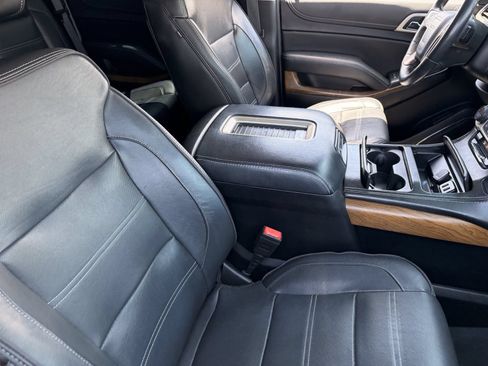 Used 2019 GMC Yukon Denali w/ Open Road Package AWD/4WD image 10