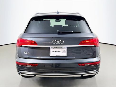 Used 2021 Audi Q5 Prestige w/ Prestige Package image 6