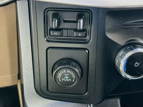Used 2022 Ford F150 XLT w/ Equipment Group 302A High RWD image 19