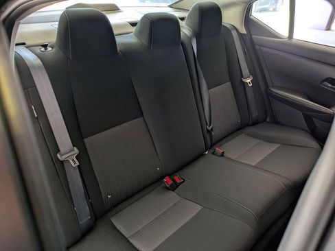 Used 2025 Nissan Sentra SV FWD image 27