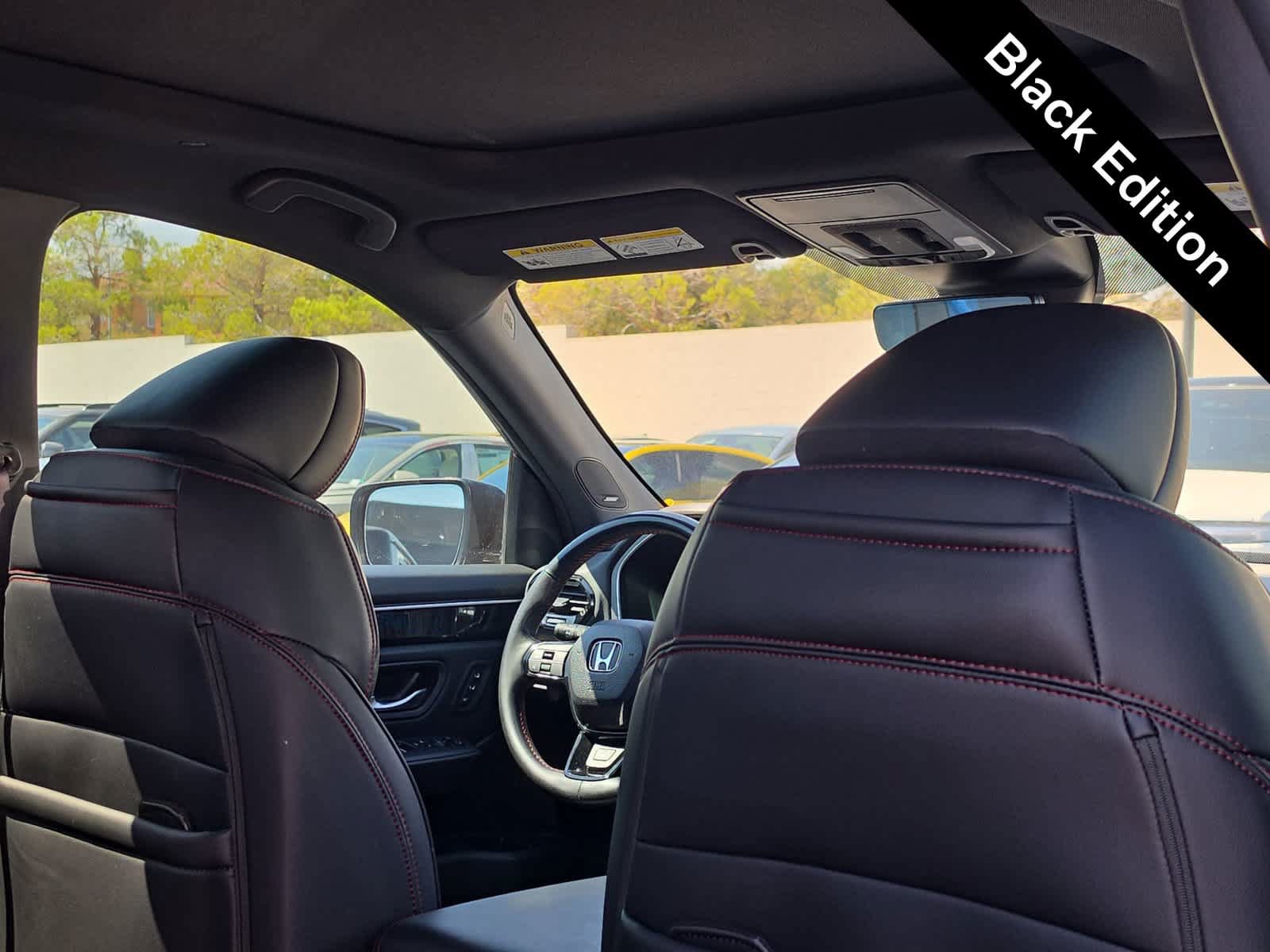 Used 2025 Honda Pilot Black Edition image 16