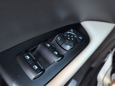 Used 2023 Lincoln Nautilus AWD image 22