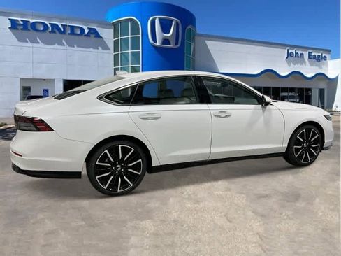 New 2025 Honda Accord Touring image 8