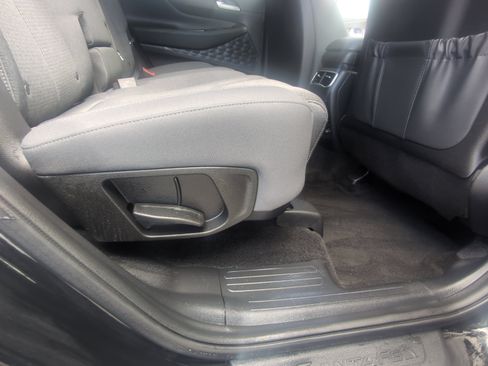 Used 2021 Hyundai Santa Fe SE w/ Cargo Package AWD/4WD image 22