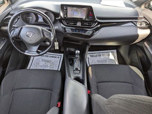Used 2018 Toyota C-HR XLE image 16