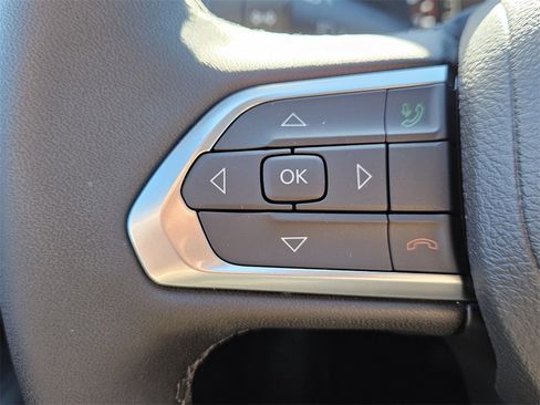 New 2026 Jeep Compass Latitude image 21