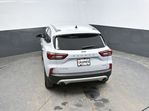 Used 2025 Ford Escape Active image 26