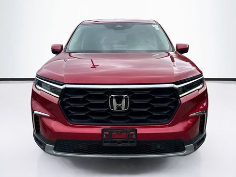 Used 2025 Honda Pilot EX-L image 2