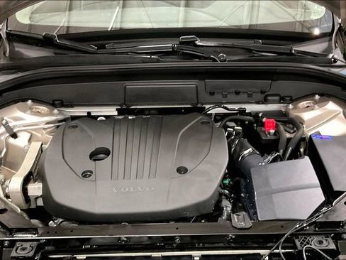 Certified 2025 Volvo XC60 B5 Plus image 12