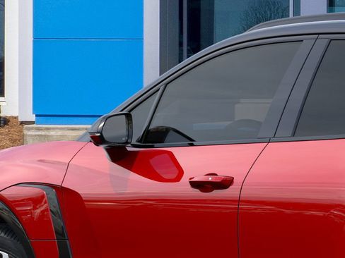 Certified 2025 Chevrolet Blazer EV RS RWD image 12