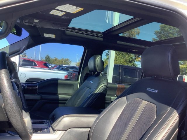 Used 2015 Ford F150 Platinum w/ Equipment Group 701A Luxury AWD/4WD image 18