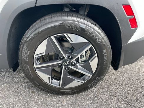 Used 2025 Hyundai Tucson SEL FWD image 41