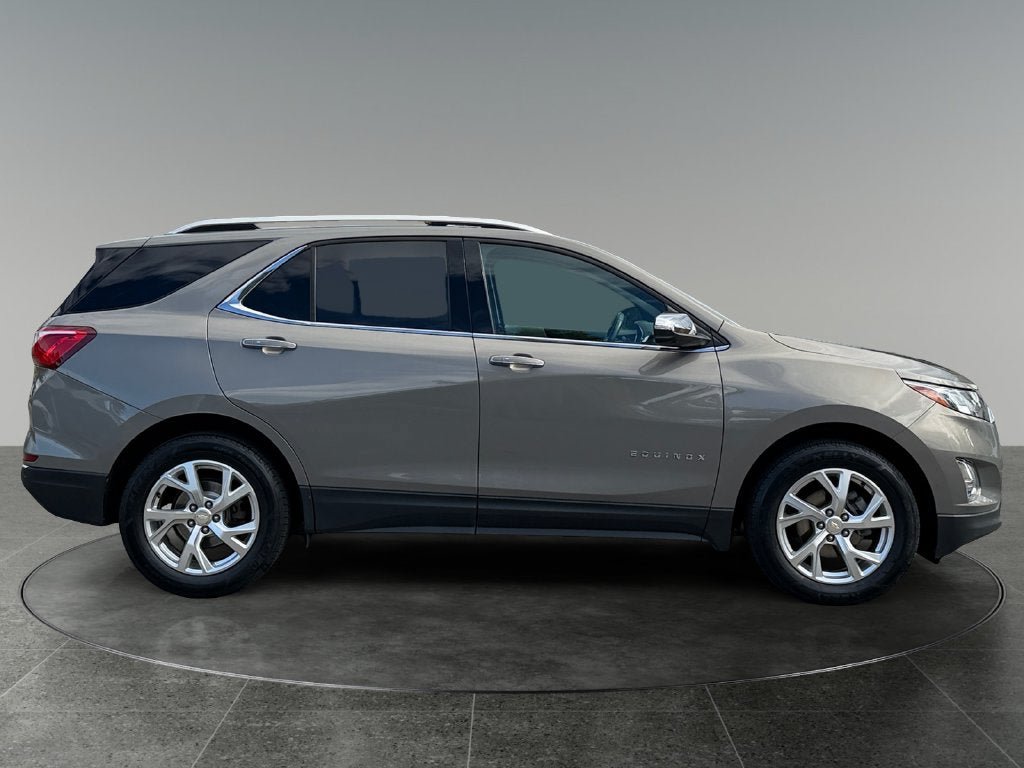 Used 2019 Chevrolet Equinox Premier AWD/4WD image 11