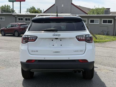 Used 2022 Jeep Compass Limited AWD/4WD image 21