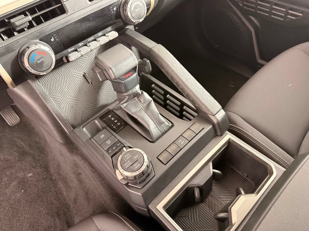Used 2024 Toyota Tacoma TRD Off-Road AWD/4WD image 4