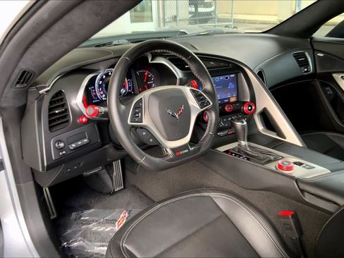 Used 2016 Chevrolet Corvette Z06 w/ 3LZ Preferred Equipment Group image 18