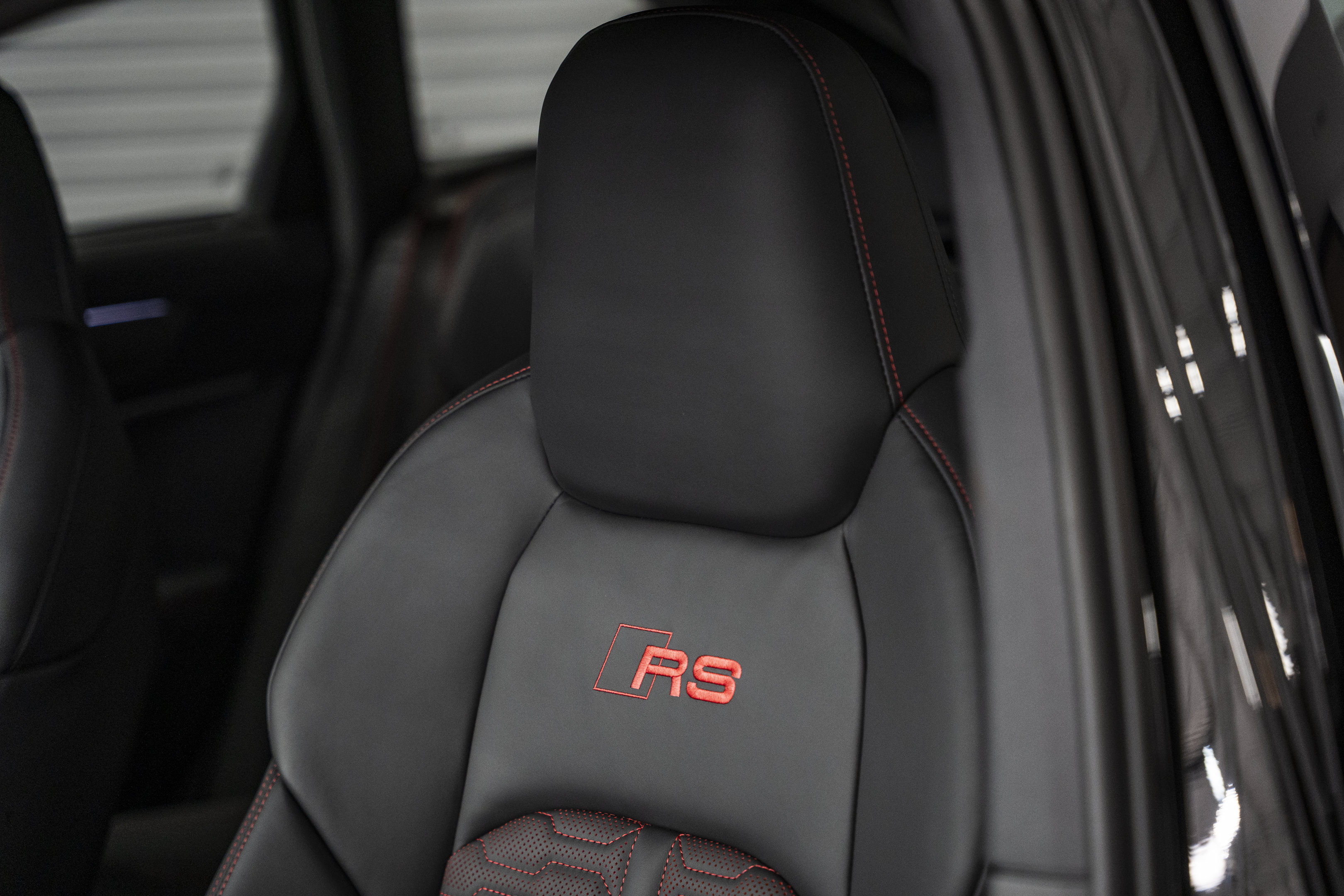 Used 2025 Audi RS 6 performance AWD/4WD image 27
