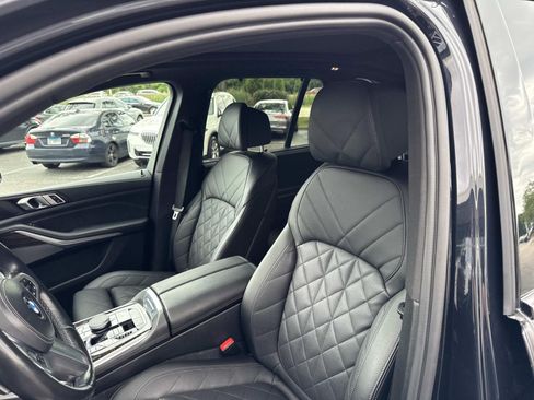Used 2024 BMW X5 xDrive40i w/ M Sport Package AWD/4WD image 21
