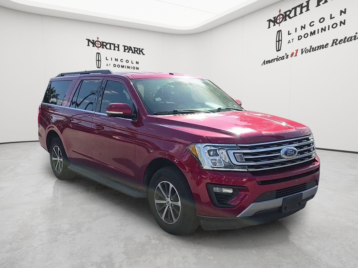 Used 2019 Ford Expedition Max XLT w/ Equipment Group 201A RWD image 7