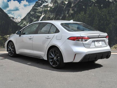 Certified 2024 Toyota Corolla SE image 9