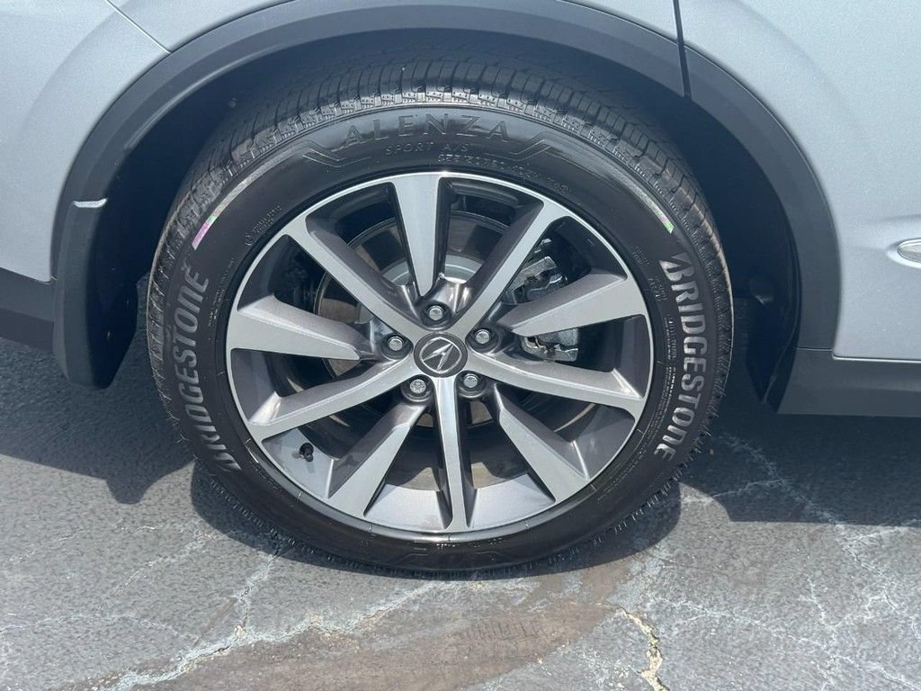 Certified 2026 Acura MDX w/ Technology Package AWD/4WD image 9