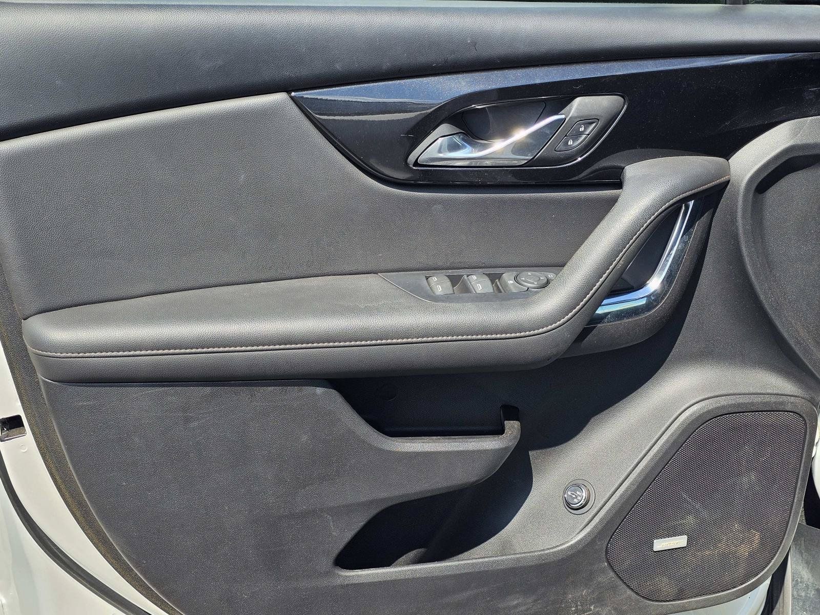 Used 2023 Chevrolet Blazer Premier FWD image 16