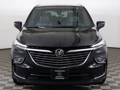 Used 2024 Buick Enclave Premium image 16