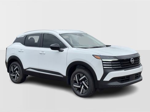 New 2026 Nissan Kicks SV image 9