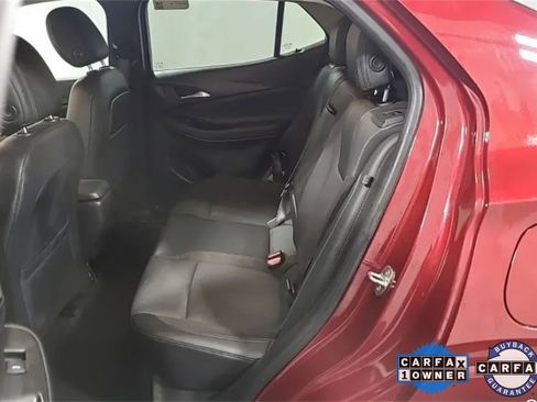 Used 2022 Buick Encore GX Select w/ Sport Touring Package image 9