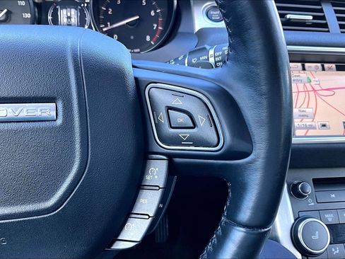Used 2016 Land Rover Range Rover Evoque HSE image 24