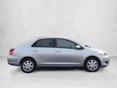 Used 2012 Toyota Yaris Sedan FWD image 4