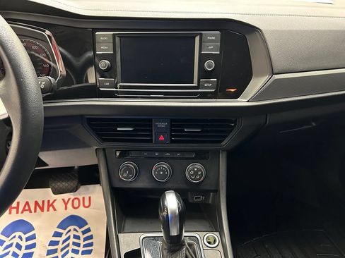 Used 2019 Volkswagen Jetta R-Line FWD image 25