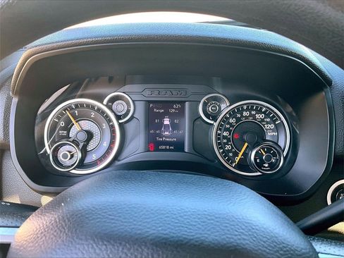 Used 2020 RAM 3500 Big Horn image 17