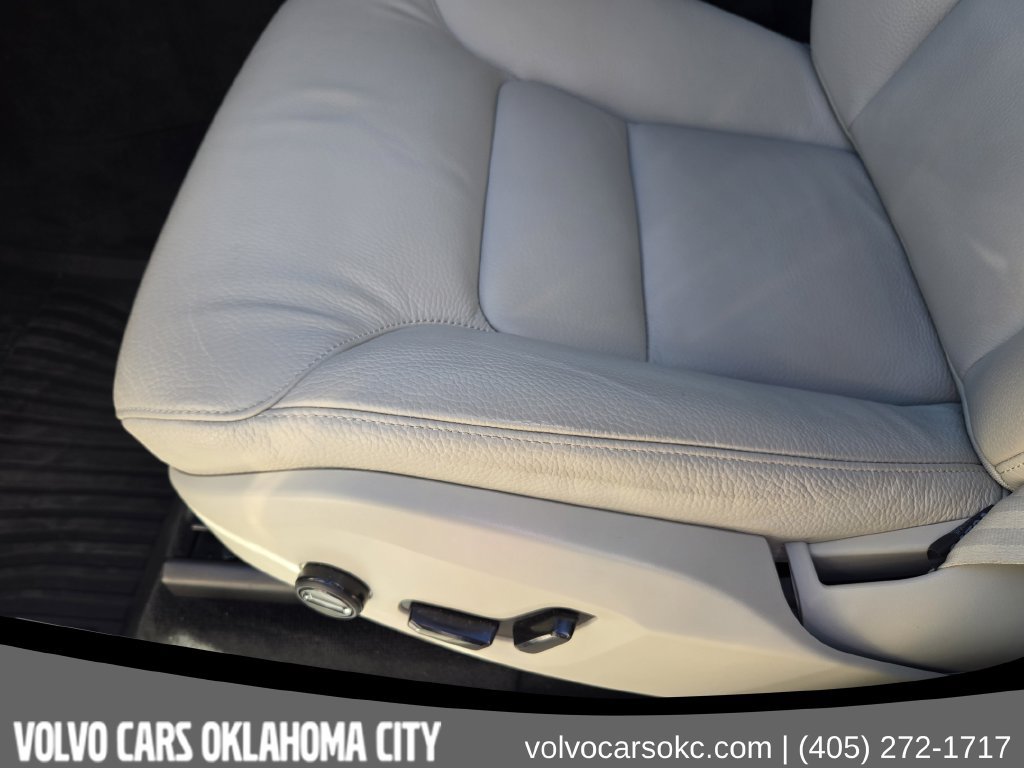 Certified 2024 Volvo XC90 B5 Core w/ Protection Package Premier AWD/4WD image 20