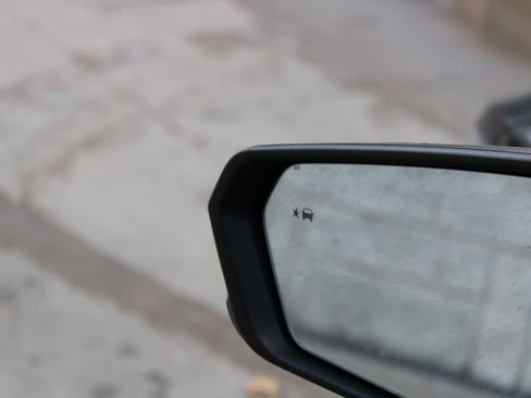 Used 2020 Chevrolet Equinox LT image 22