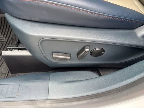 Used 2025 Ford Maverick Lariat AWD/4WD image 28