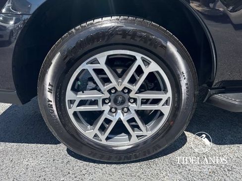 Certified 2025 Ford Expedition Active RWD image 34