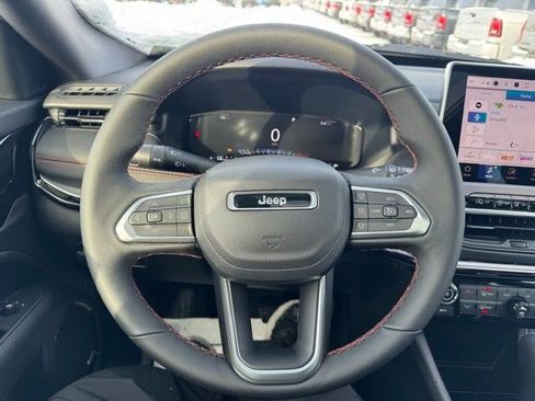 New 2026 Jeep Compass Trailhawk w/ Sun, Sound & Navigation Group AWD/4WD image 17