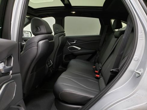 New 2026 Acura RDX SH-AWD image 11