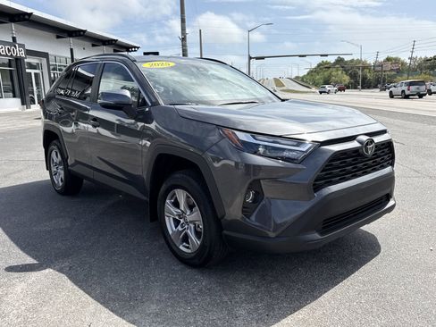 Used 2025 Toyota RAV4 XLE w/ Convenience Package FWD image 7
