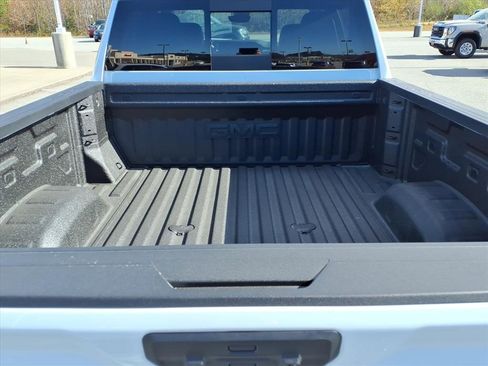 New 2026 GMC Sierra 2500 Denali w/ Denali Reserve Package image 19