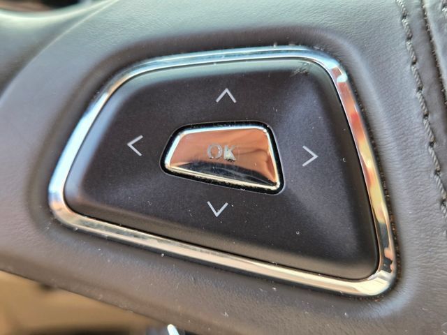 Used 2017 Lincoln MKZ Premiere FWD image 30