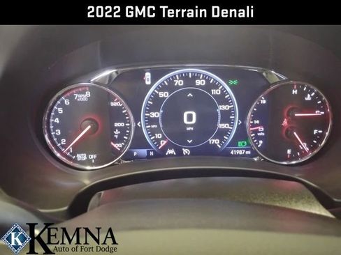 Used 2022 GMC Terrain Denali image 17
